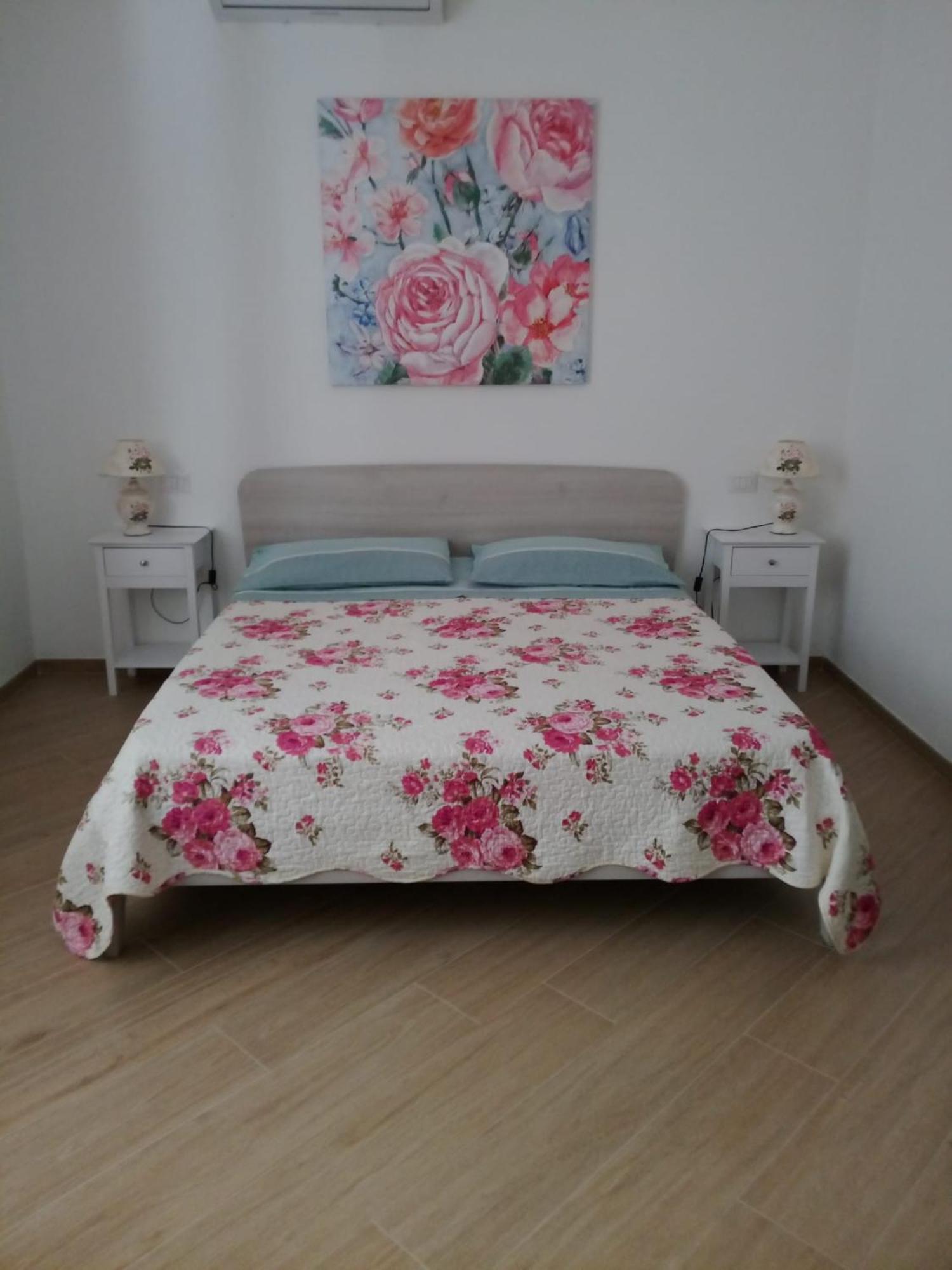 A Casa Di Zia Bed & Breakfast Oschiri ภายนอก รูปภาพ